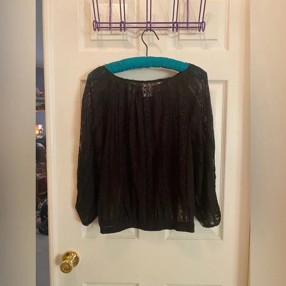 Poof black lace top size small - Picture 4 of 8